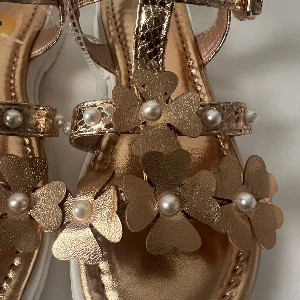 Atalina Little Girl’s Classy Gold T-Strap Sandals with Petal Accents Size 3 NWOT